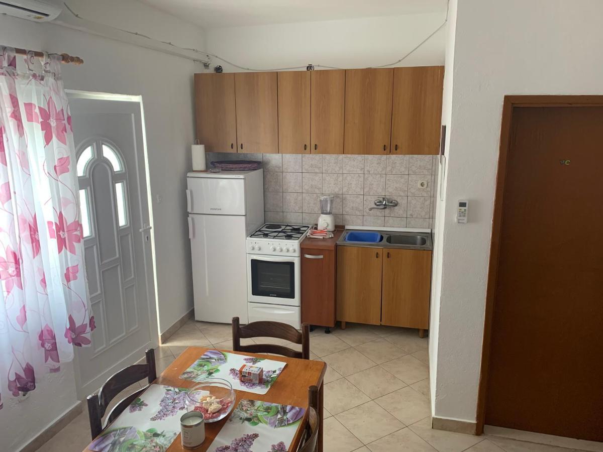Apartments Marko Трогир Экстерьер фото